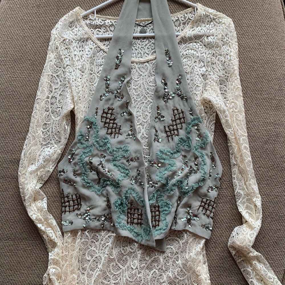 Buckle lace top and vest